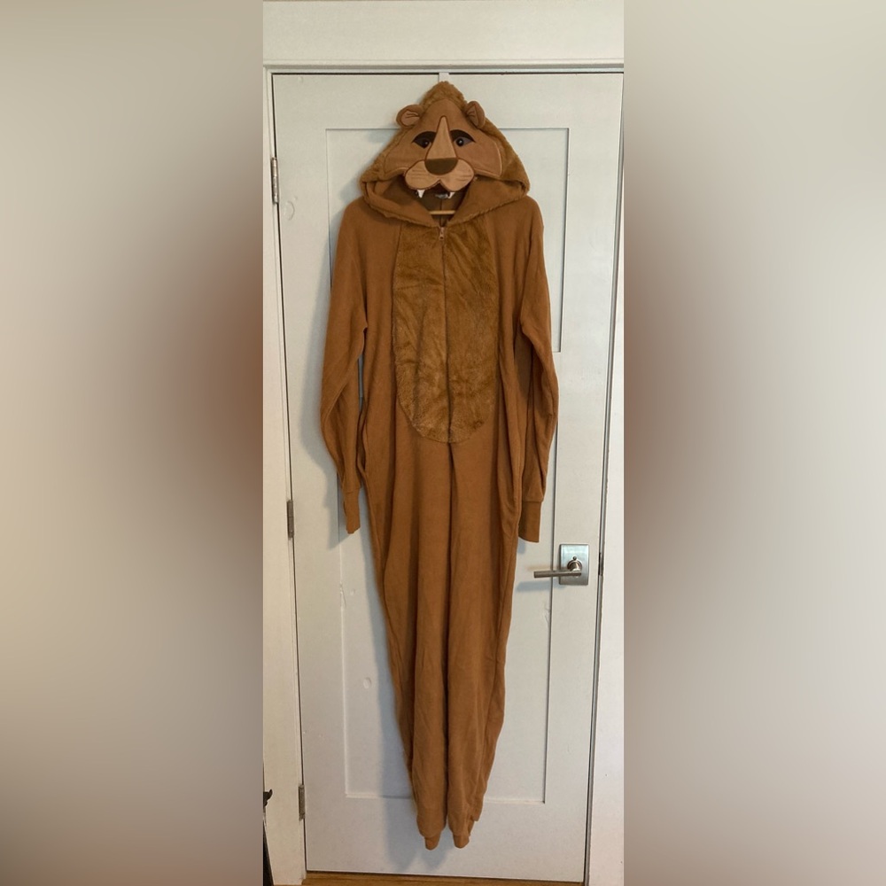 Men's Lion costume/onesie size Large